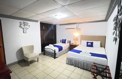 Leon Hostel | Hostal Clary