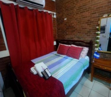 Leon House | Hostal Leyendas