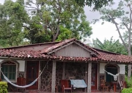 Ometepe Island Hotel | Hostal Playa Santa Martha