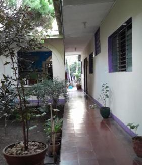 Leon House | HOSTAL RABAGU