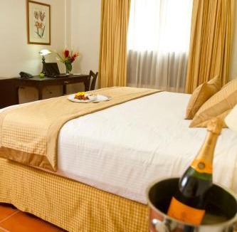Chinandega Hotel | Hotel Los Portales