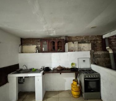 Leon House | Laborio Guest House