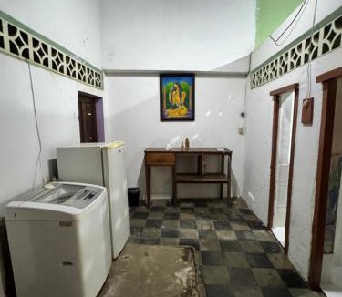 Leon House | Laborio Guest House