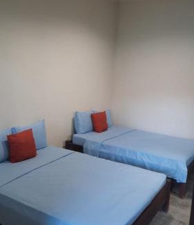 Pochomil Hostel | Laguna Hostal Ocean Beach
