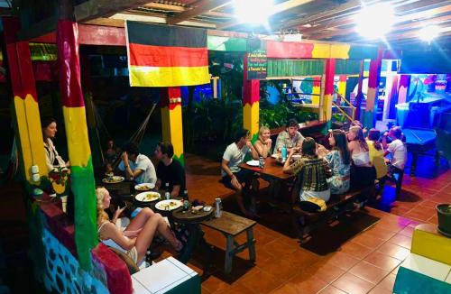 Balgue House | Lazy Crab Hostel