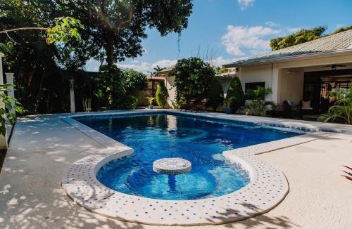 Managua House | Luxury Oasis in Las Colinas- Elegant 3-Bedroom Villa