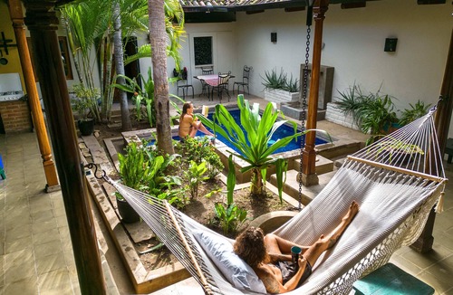 Granada House | Miskitu House, Colonial Oasis Private Pool & Courtyard Heart of Granada
