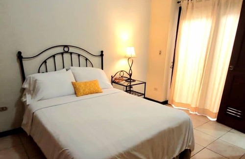 Managua House | Nesthost Hotel Los Robles