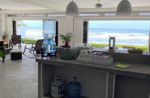 San Rafael del Sur House | Pacific Paradise in front of Las Cortinas de Pochomil!