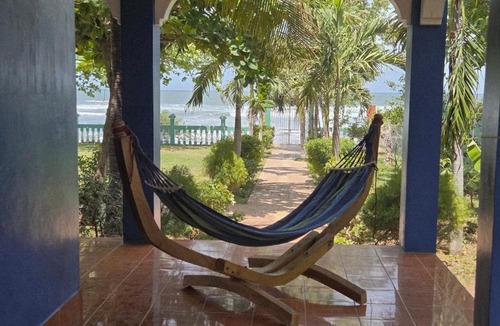 Pochomil House | Private oceanfront retreat with tropical garden