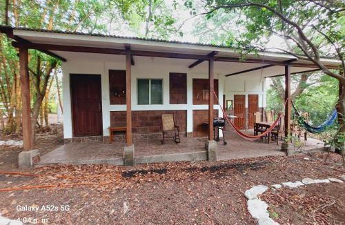 Leon Cabin | Rancho los Alpes