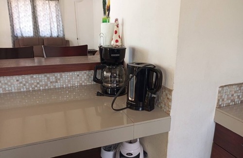 Leon House | Relax in Style – 2BR Beachfront with Pool at Playa Tesoro