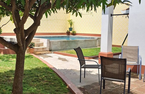 Granada House | Secure & Private 3 BDR Modern House with Pool, A/C and Great View