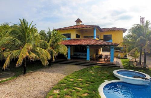 Pochomil House | Solyar Luxury Spanish Beachfront Home