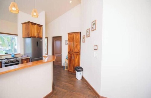 Aserradores House | Steps from the Boom Oceanview