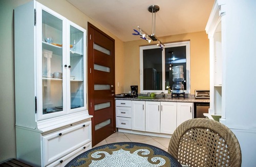 Masachapa Villa | Stunning BEACH FRONT ACCOMODATION -DISCOUNT FOR JUNE - JULY - AUGUST 2025