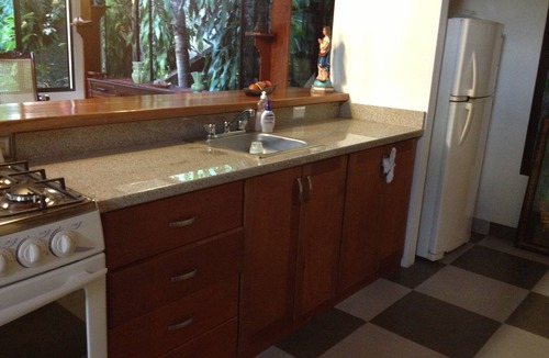 Managua Villa | The Artist's Garden, Charming 2BR Casita And Studio