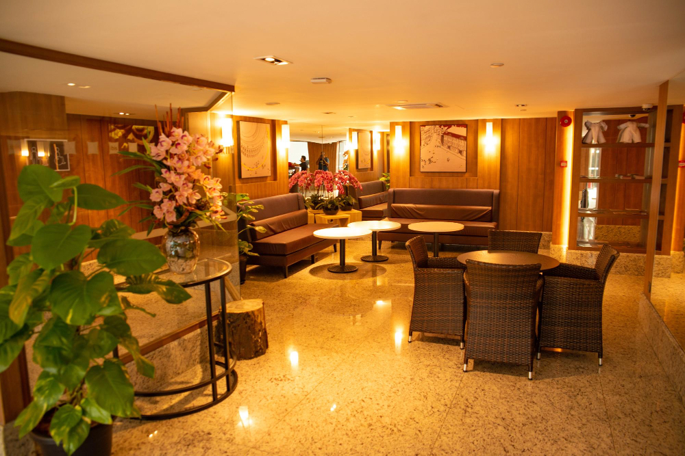 El Gigante Hotel | The Grand Mango Hotel