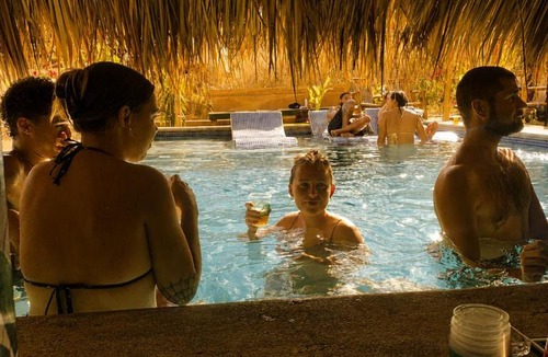 Rivas Hostel | Tipsy Gypsy Bar & Hotel