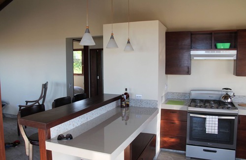 Leon House | Your Nicaragua Beachfront Hideaway – 2BR at Playa Tesoro