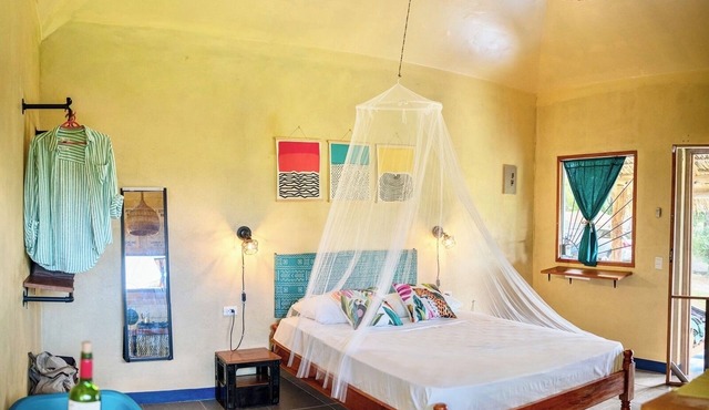Bungalow with Volcano View Private Terrace Kitchen WiFi in Altagracia