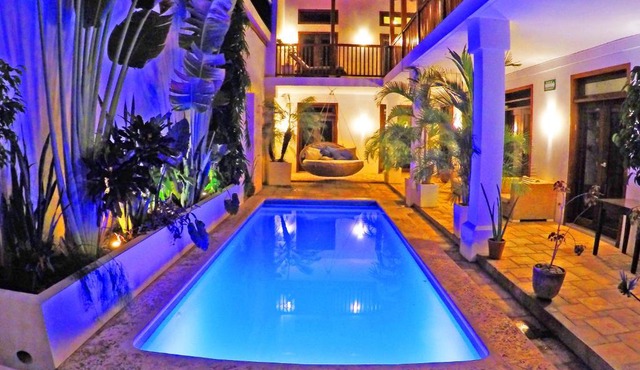 Hotel and Coffe Azul