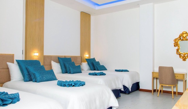 L'ver Hotel