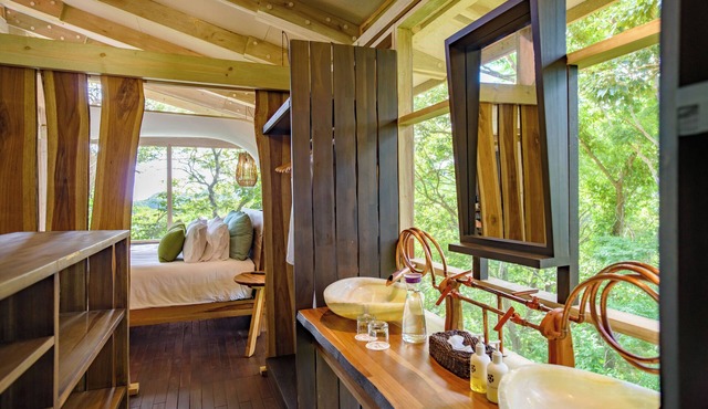 Morgan's Rock Reserve & Ecolodge