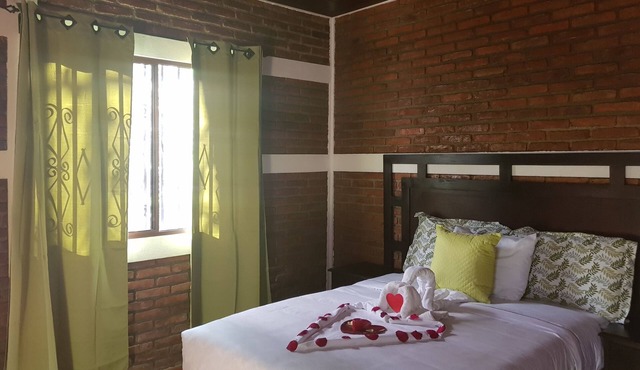 Mr Cowboy hotel y restaurante