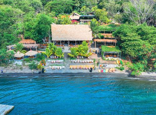 Paradiso Lakeside Resort