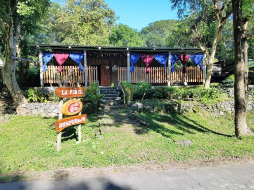 Ometepe Island Hostel | B&B, family run homestay, Hospedaje La Penita