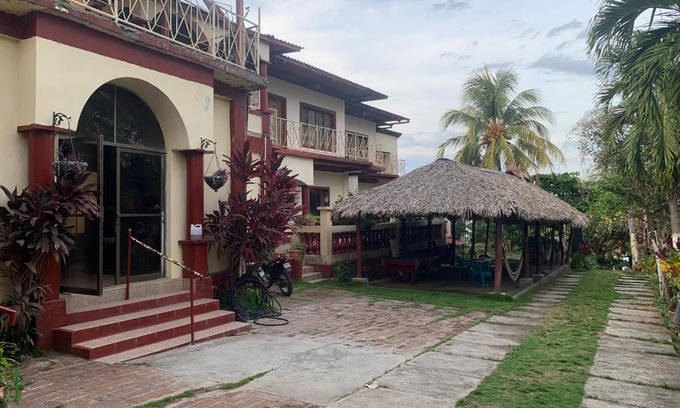 Santo Domingo House | Hostel Costa Azul Ometepe