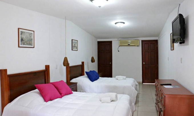 Managua Resort | Private room ∙ 4 guests