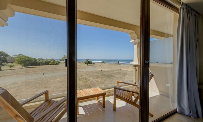 San Diego Condo | Stylish Coastal Residence in Gran Pacifica