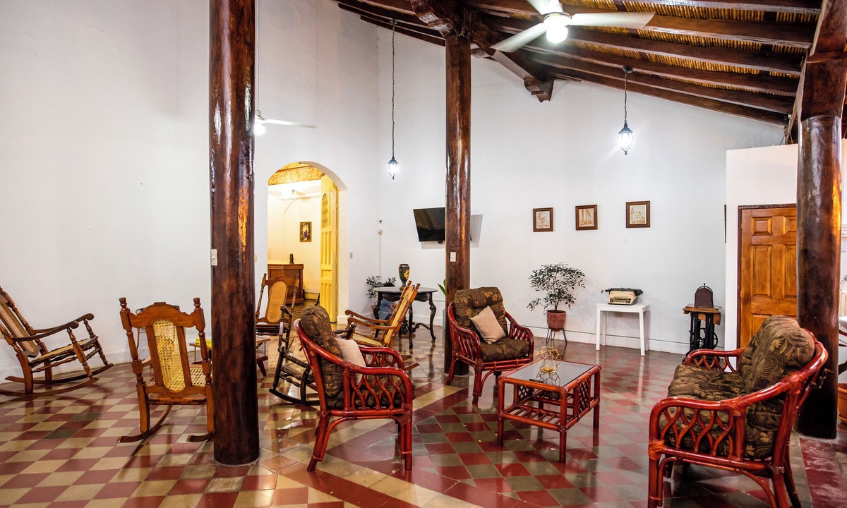 Granada Hostel | Hostal Victoria