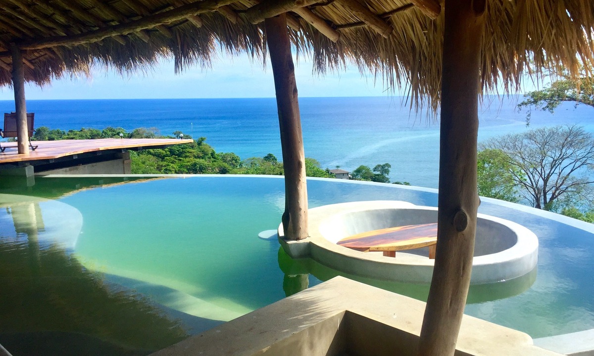 San Juan del Sur Hotel | Hush Maderas