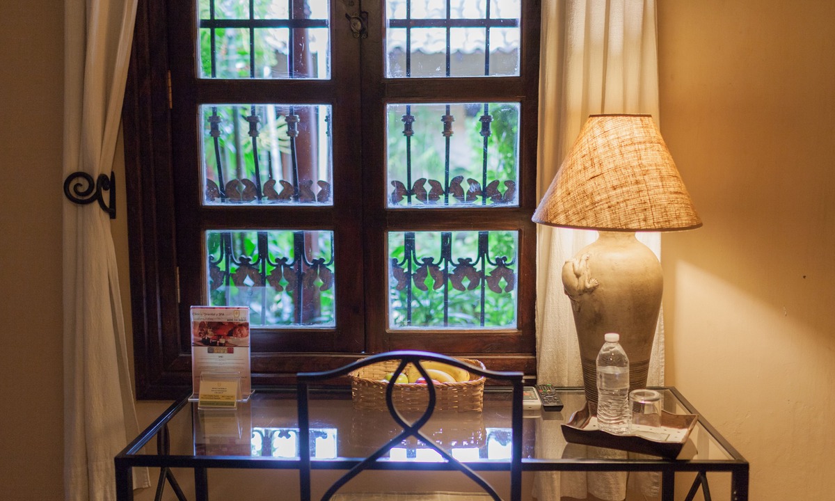 Managua Hotel | Los Robles Charming Colonial Boutique Hotel