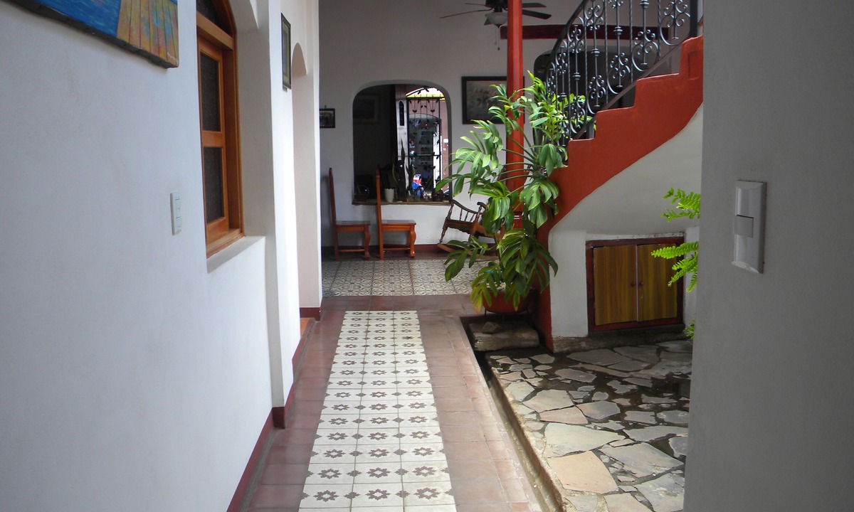 Leon Hotel | hotel Hellenika