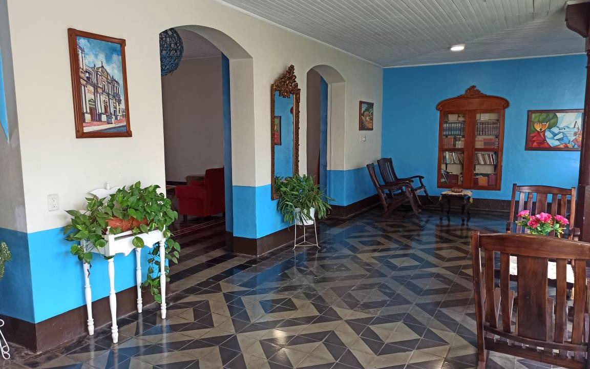 Photo of Others in Leon
