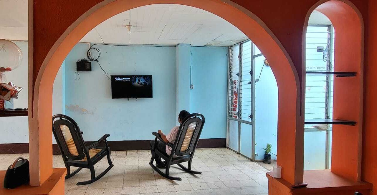 Photo of Livingroom in Leon
