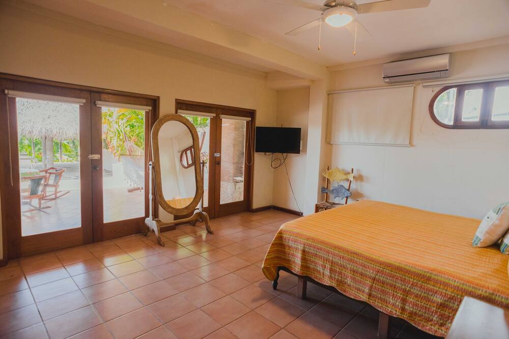 Photo of Bedroom in Pochomil