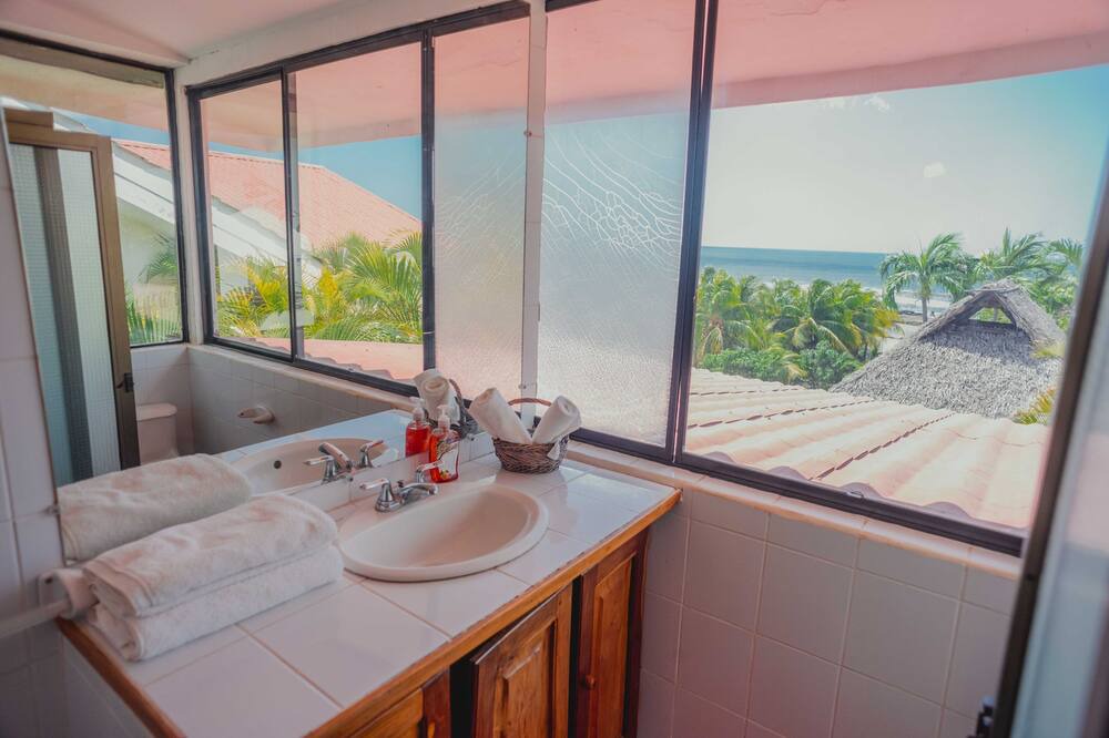 Photo of Bathroom in Pochomil