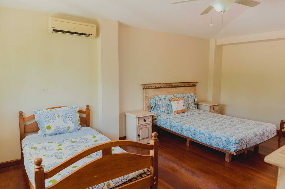 Photo of Bedroom in Pochomil