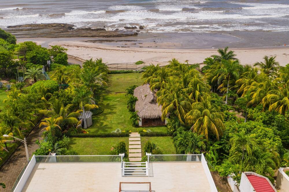 Photo of Outdoor in Pochomil