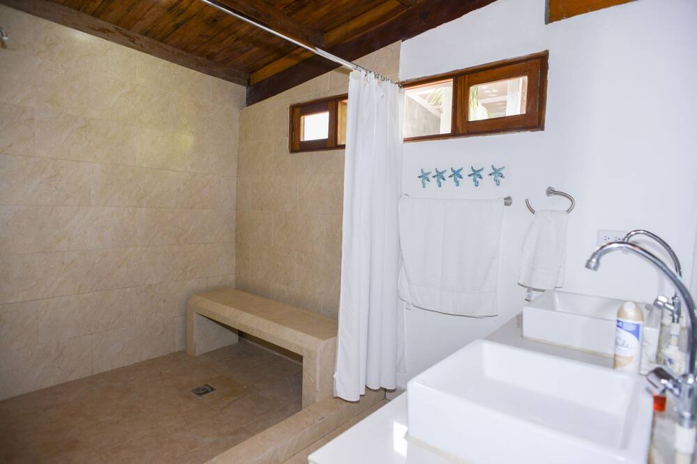 Photo of Bathroom in Pochomil