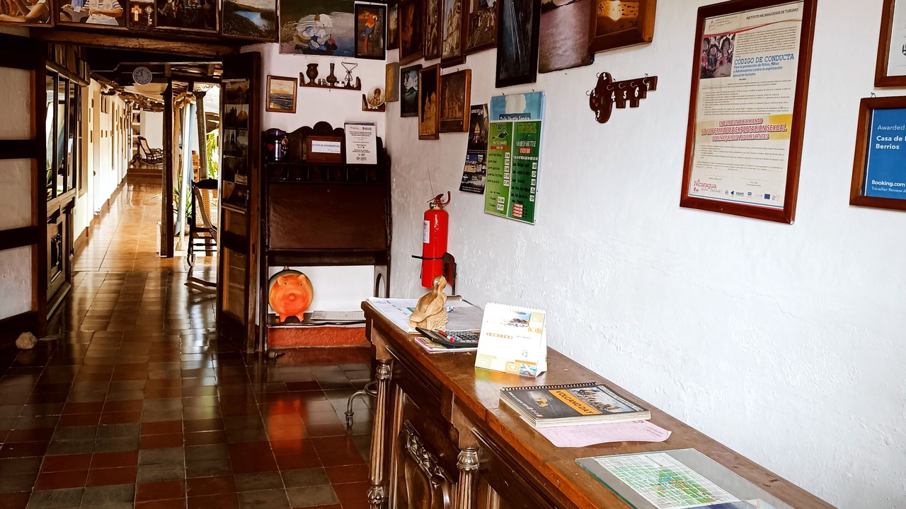Photo of Others in Leon