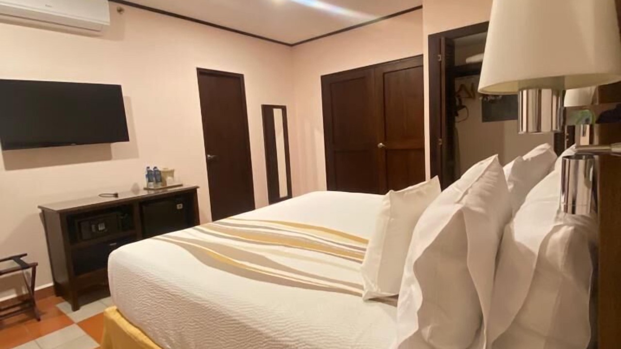 Photo of Bedroom in Leon