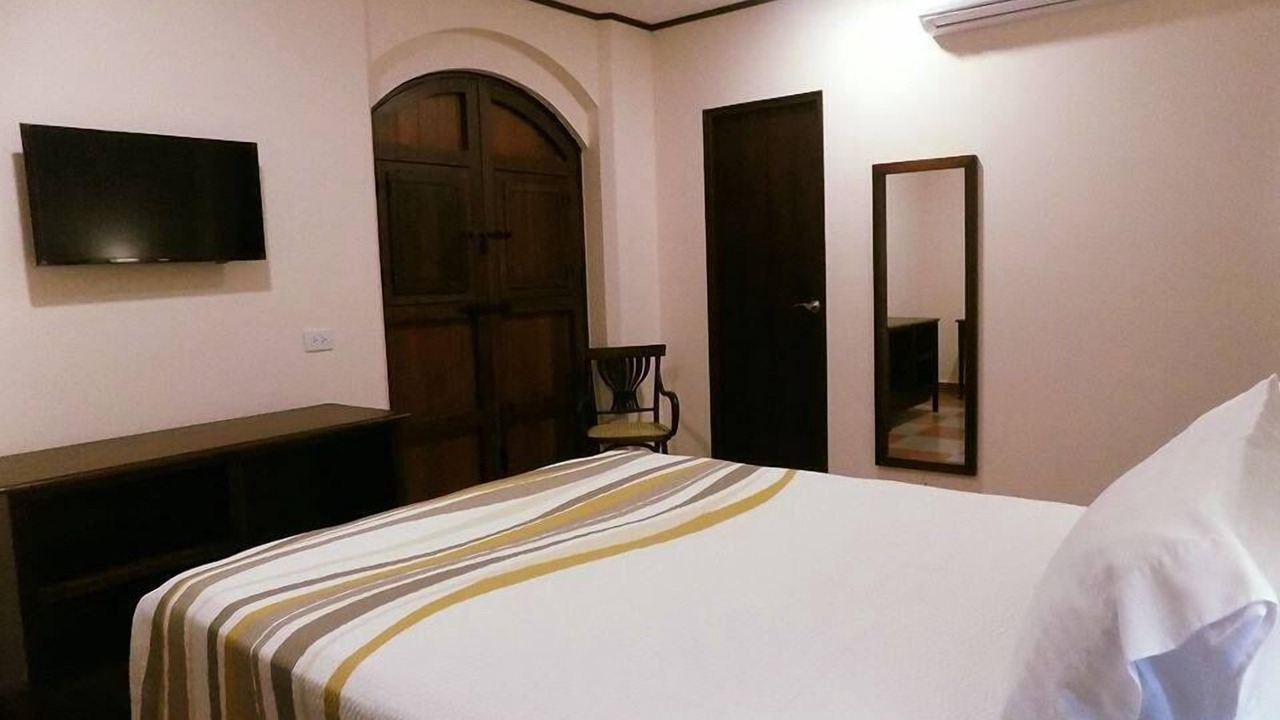 Photo of Bedroom in Leon