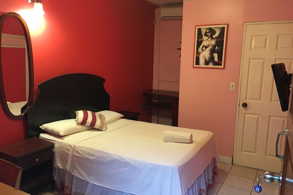 Photo of Bedroom in Leon