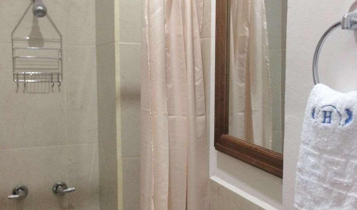 Photo of Bathroom in Leon